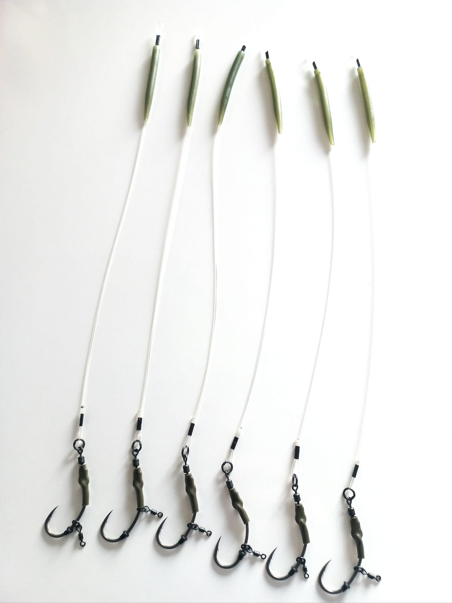 przypon karpiowy ronnie rig-hak Korda Klor nr4 -fluorocarbon Fox 35lb - obrazek 3